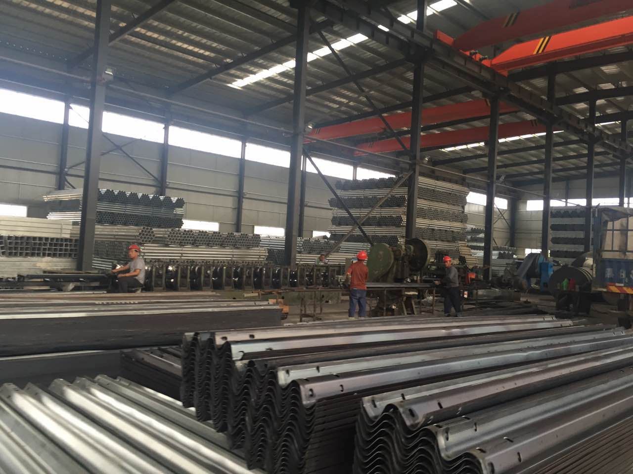 鍍鋅護欄板生產專區 鍍鋅護欄板生產專區